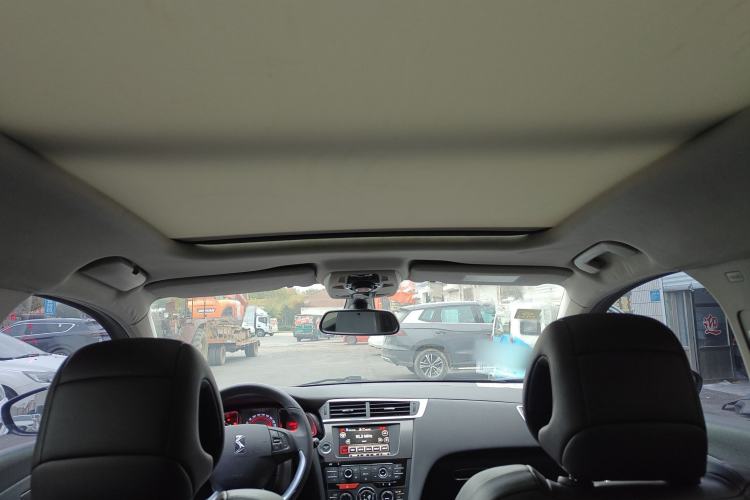 Used DS 6 2016 1.6T Luxury Edition THP160