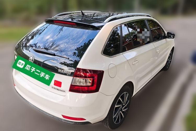 Used Skoda Rapid Spaceback 2018 1.6L Automatic Comfort Edition
