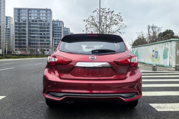 Used Nissan Tiida 2016 1.6L CVT Cool Dynamic Edition