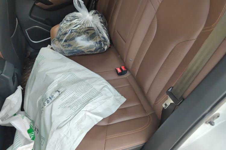 Used FAW Senya R7 2017 1.6L Manual Luxury Model
