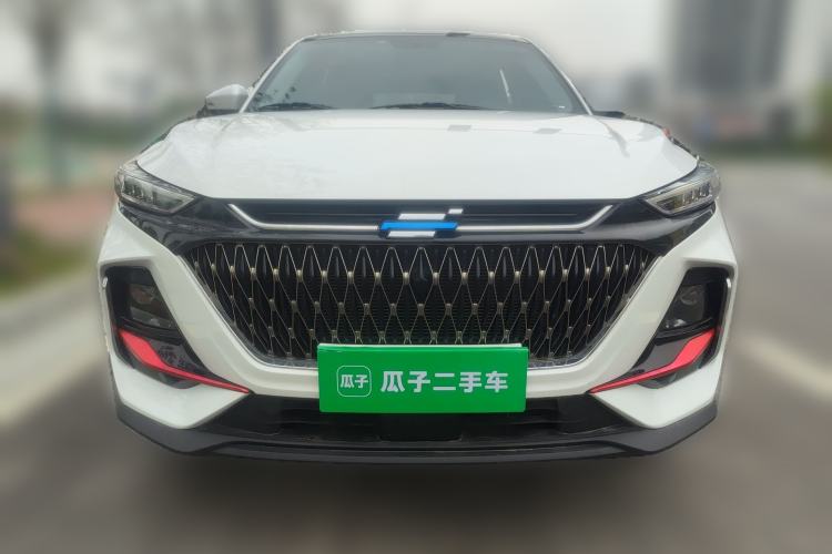 Used CHANGAN OSHAN X7 PLUS 2023 Enjoy Edition 1.5T Automatic Smart Version Front