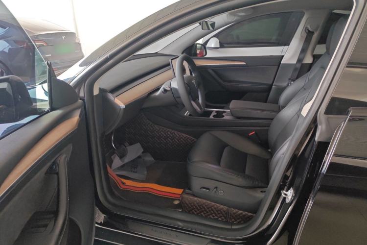 Used Tesla Model Y 2022 Rear-Wheel-Drive Version