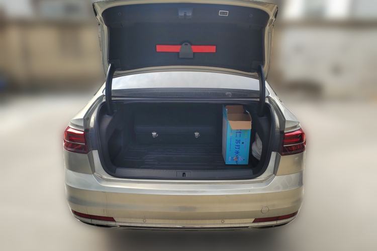 Used Volkswagen Phideon 2018 Revised Version 380TSI Two-Wheel Drive Business Edition