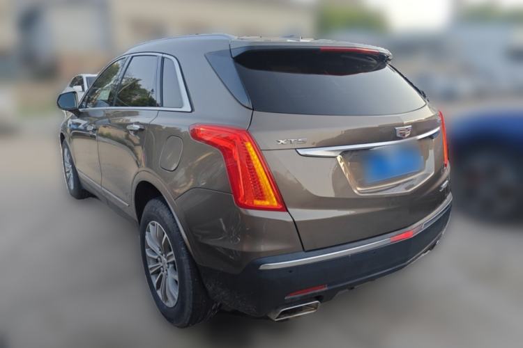 Used Cadillac XT5 2016 25T Luxury Model Rear Left 45 Deg