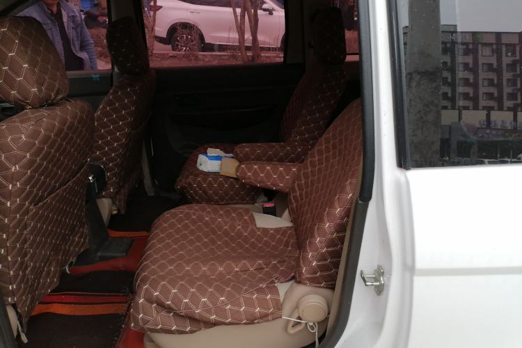 Used Wuling Hongguang 2014 1.2L S Standard Version China IV Standard Left Rear Seat