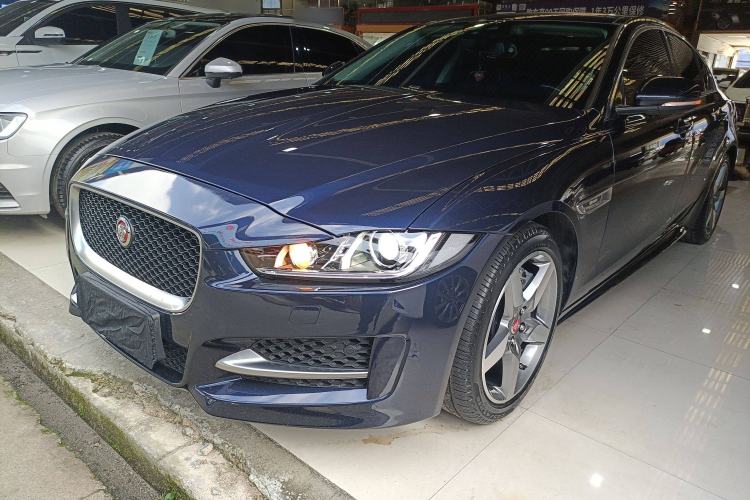 Used Jaguar XE 2017 2.0T 200 PS R-Sport