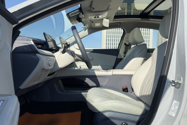 Used Chery Fengyun A8L 2025 1.5 TGDI 145 km Luxury Version