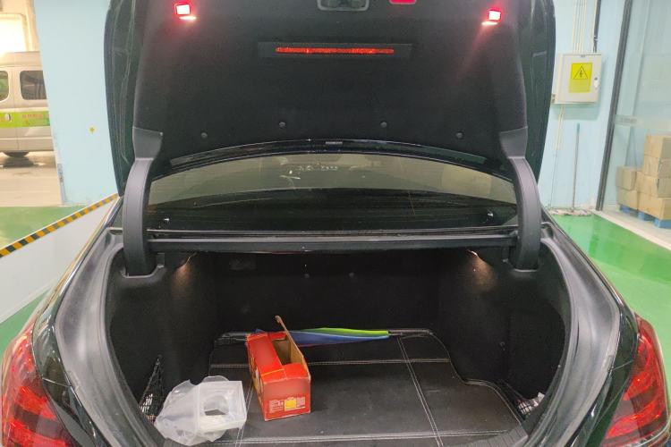 Used Mercedes-Benz S-Class 2020 S 350 L Business Class Ultimate Edition Trunk