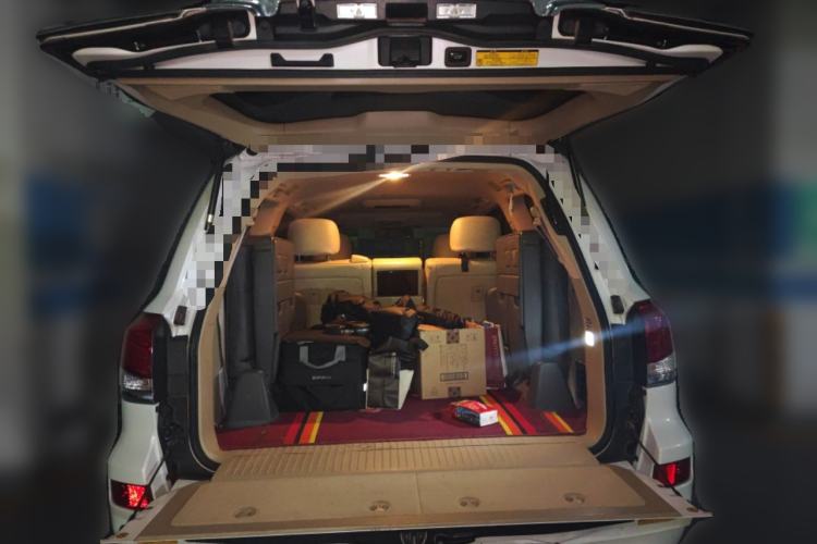 Used Lexus LX 2009 570 Trunk