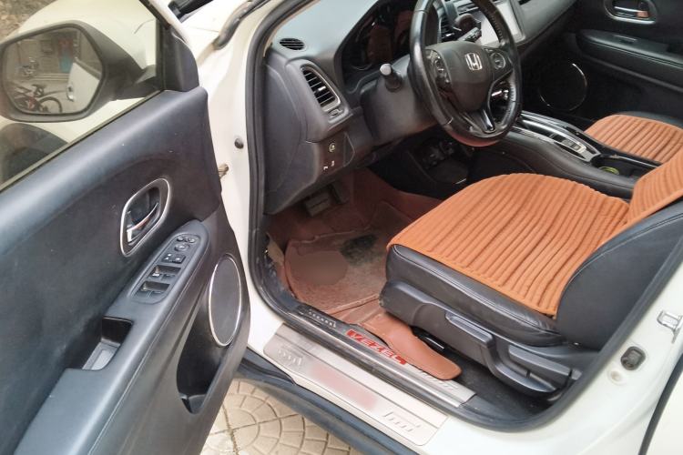 Used Honda Vezel 2015 1.8L CVT 2WD Luxury Model