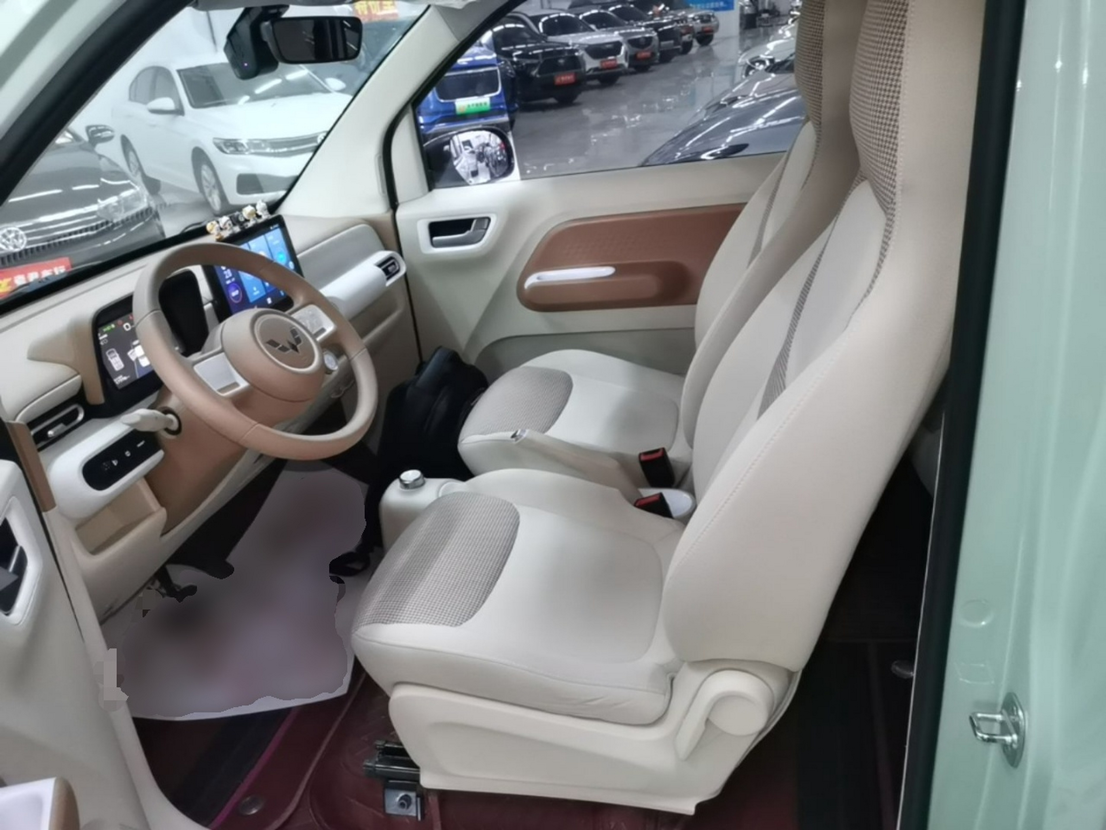 Interior delantero