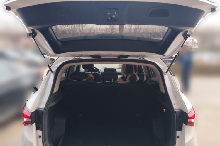 Used Soueast DX5 2019 1.5L Manual Luxury Version Trunk