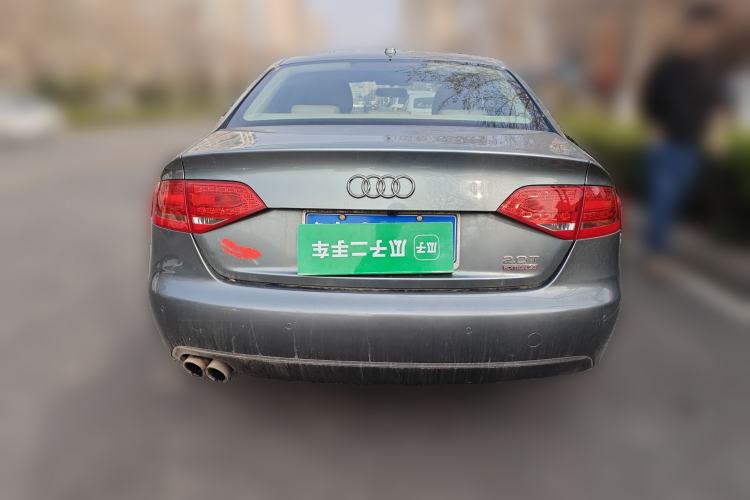 Used Audi A4L 2012 2.0 TFSI automatic Comfort trim level