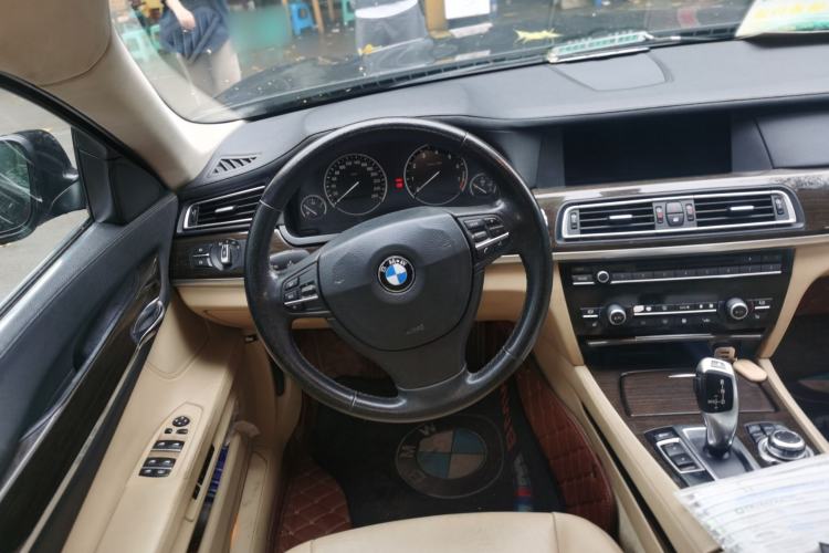 Used BMW 7 Series 2009 730Li Leading Model Steering Wheel