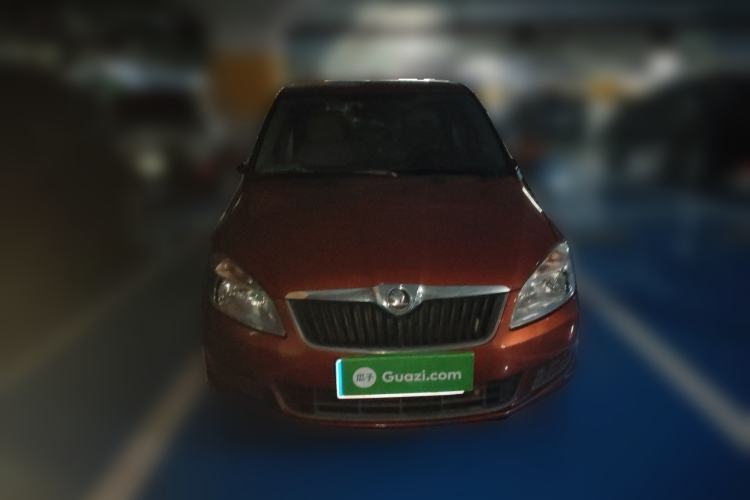 Used Skoda Fabia 2014 1.4L Automatic Crystal Edition