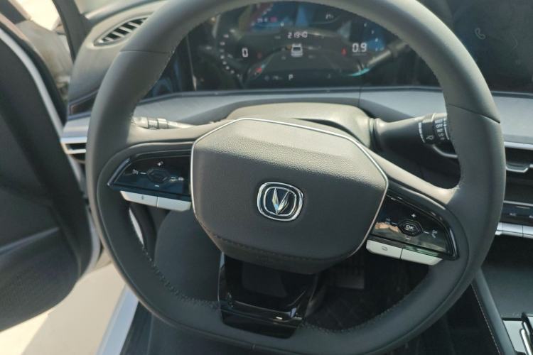 Used CHANGAN Eado 2022 PLUS Blue Whale NE 1.4T GDI DCT Prestige Edition Steering Wheel