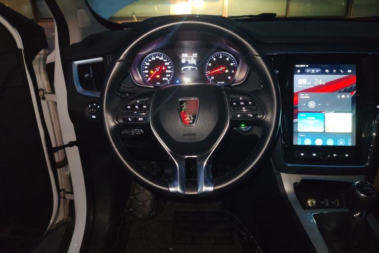 Used Roewe RX5 2018 20T Two-Wheel Drive Manual Internet Smart Edition Steering Wheel