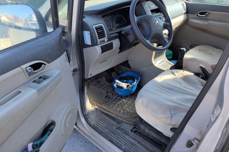 Used Dongfeng Shuaike 2013 1.5L Manual Comfort 7-Seater China V Standard
