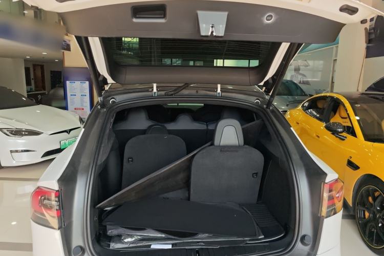 Used Tesla Model X 2019 Long-Range Version
