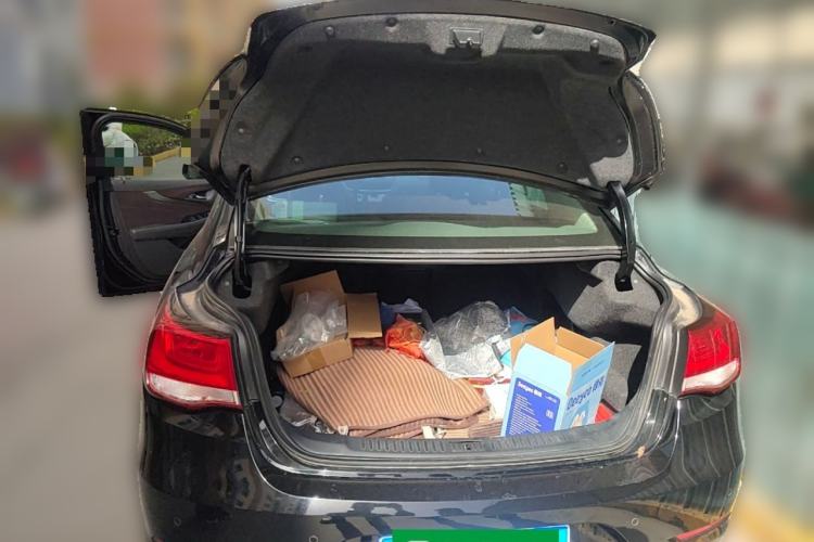 Used Chevrolet Malibu 2018 530T Automatic Luxury Edition Trunk