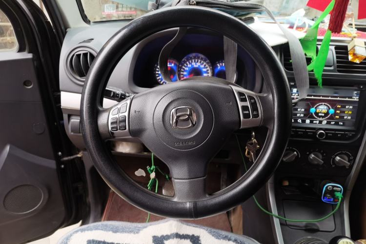 Used Suzuki Wagon R X5 2013 Luxury Edition 1.4L Standard Model Steering Wheel