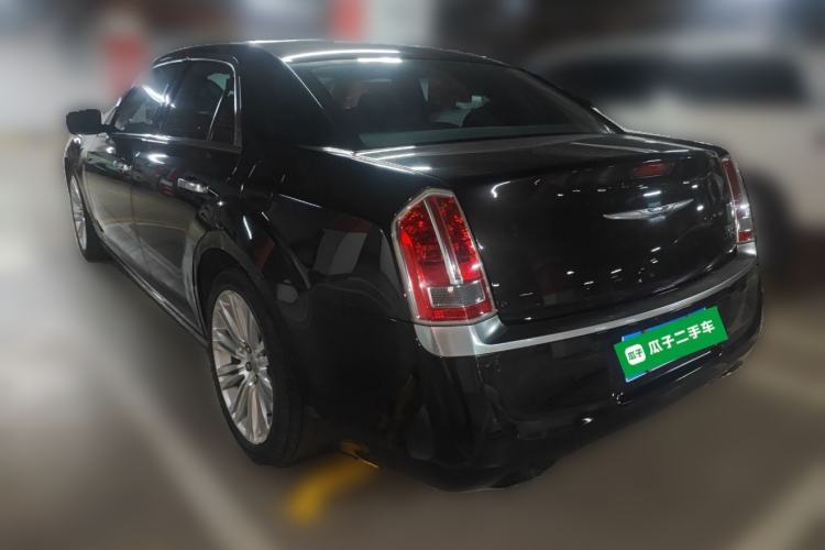 Used Chrysler 300C 2012 3.6L Luxury Edition