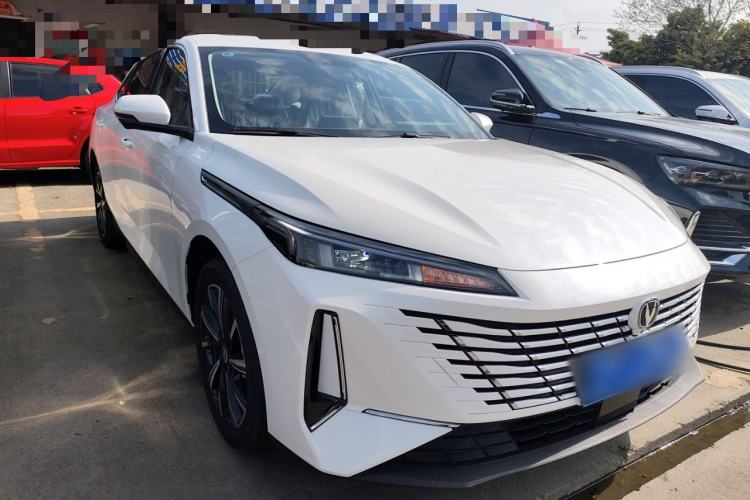 Used CHANGAN Eado 2025 Blue Whale 1.5T 500Bar Prestige Model
