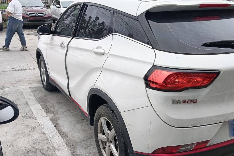 Used Dongfeng Fengon 500 2022 1.5L CVT Enjoyment Version
