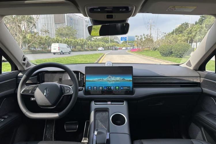 Used Hima AITO M5 2022 Extended-Range Four-Wheel Drive Performance Version Center Console