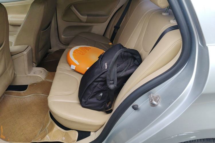 Used Volkswagen Bora 2012 1.6L Automatic Fashion Edition Left Rear Seat