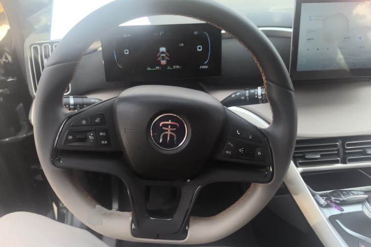 Used BYD Song Pro New Energy 2024 HONOR Edition DM-i 71KM Navigation Model