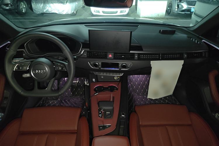 Used Audi A4L 2024 40 TFSI Luxury Dynamic Edition Center Console