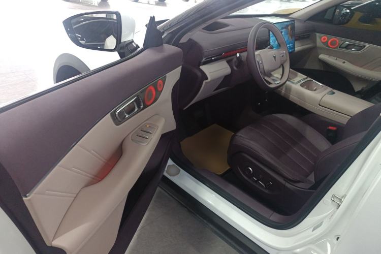 Used Deepal S07 2026 230Ultra with Huawei Qiankun ADS SE Edition Driver Seat