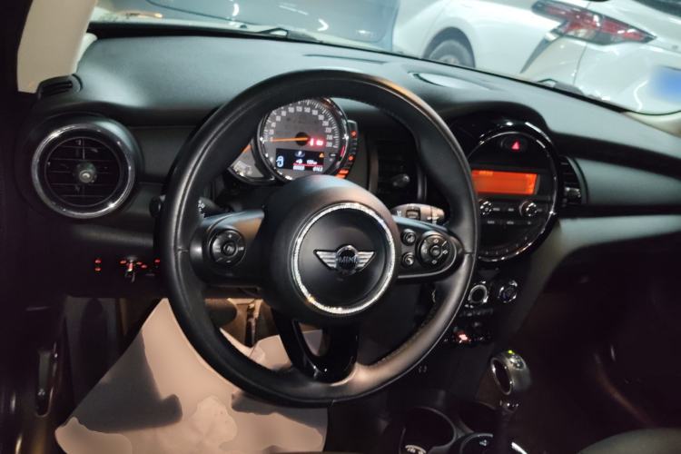 Used MINI 2014 1.2T ONE+
