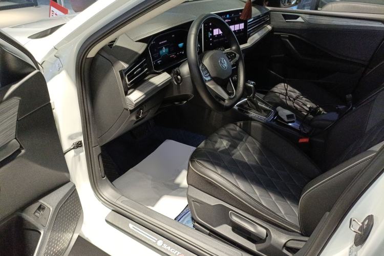 Used Volkswagen Sagitar 2023 300TSI DSG Excellence Edition
