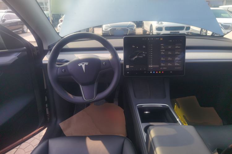 Used Tesla Model Y 2024 Rear-Wheel-Drive Version