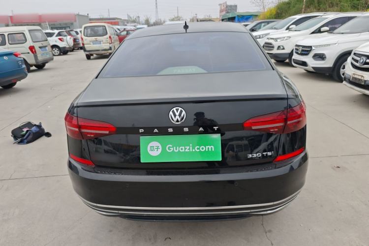 Used Volkswagen Passat 2019 330TSI Elite Edition China VI
