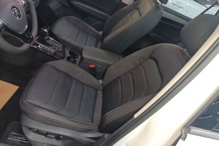 Used Volkswagen Tayron 2020 330TSI Two-Wheel Drive Luxury Connected Pro Edition
