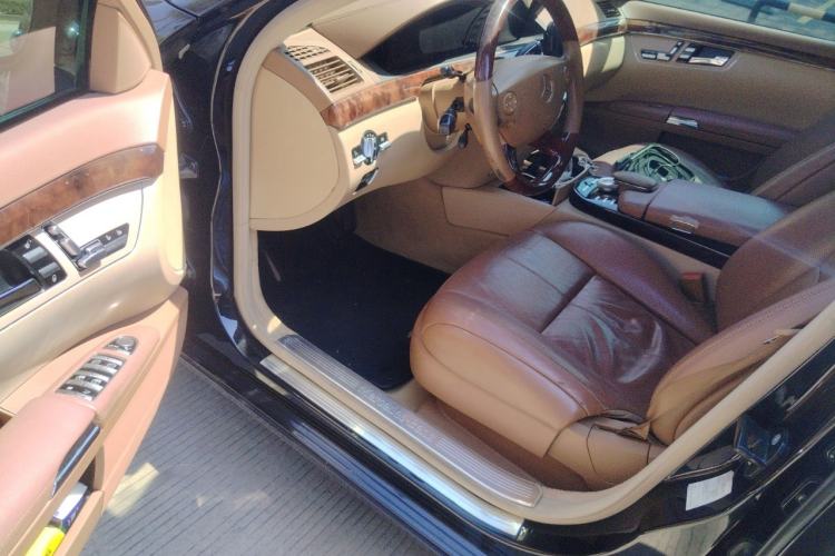 Used Mercedes-Benz S-Class 2008 S 350 L Luxury Model
