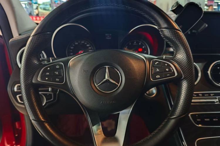 Used Mercedes-Benz C-Class 2018 C 200 L Sport Edition Interior 2