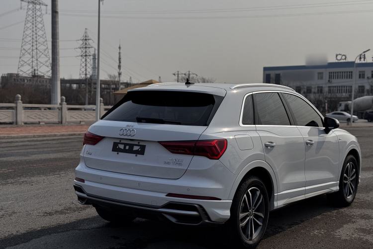 Used Audi Q3 2021 35 TFSI Progressive Dynamic Edition
