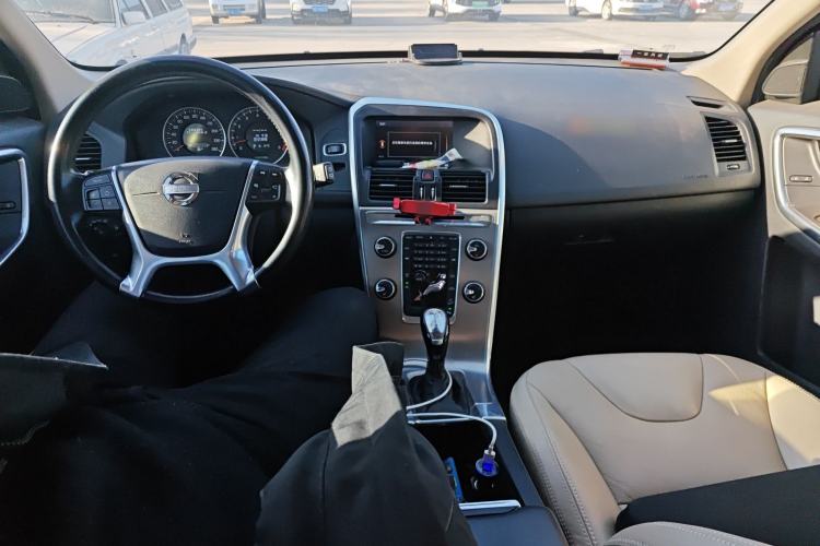 Used Volvo XC60 2013 T6 AWD Comfort Edition