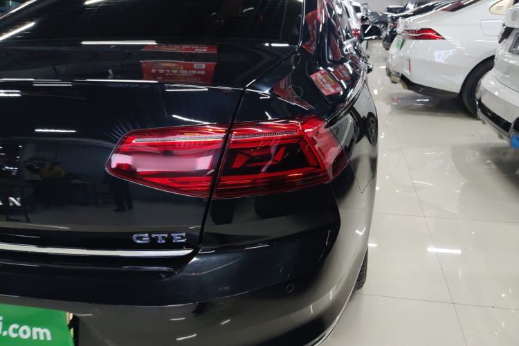 Used Volkswagen Magotan GTE Plug-in Hybrid 2022 GTE Luxury Model Exterior 3