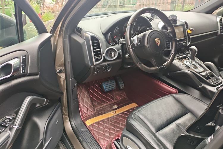 Used Porsche Cayenne 2014 Cayenne Platinum Edition 3.0T