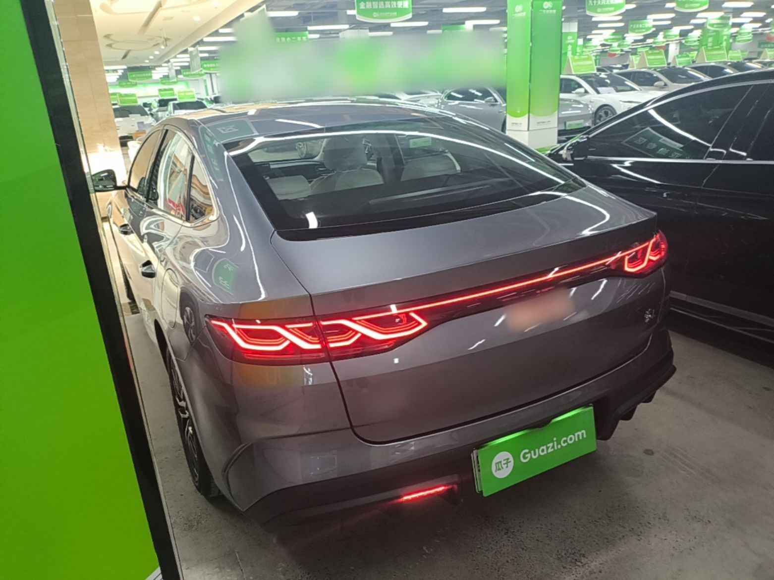 BYD Qin L 2024 DM-i 120KM Excellence Model — снимка 4