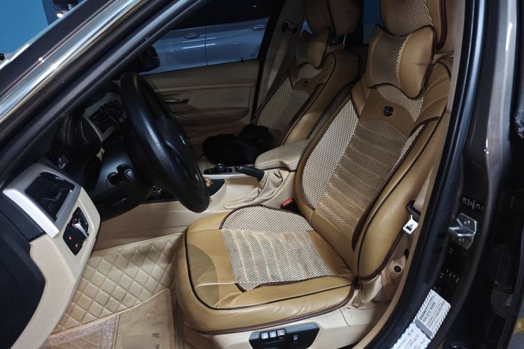 Used BMW 3 Series 2013 320Li Fashion Model
