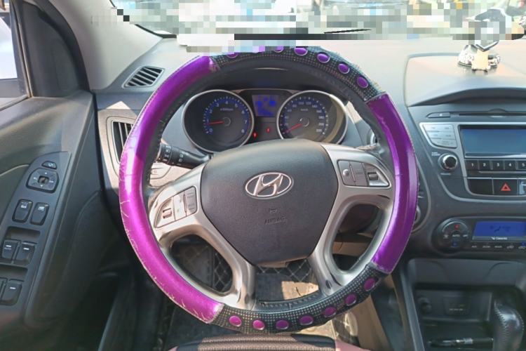 Used Hyundai ix35 2012 2.0L Automatic Two-Wheel Drive Elite Edition GLS
