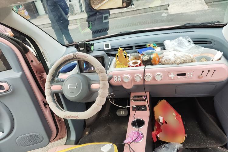 Used Bestune Pony 2024 170km Range Energizing Horse Center Console