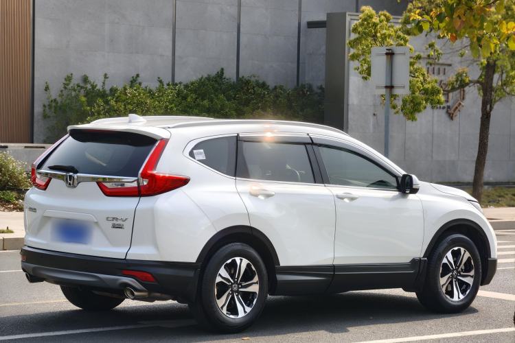 Used Honda CR-V 2017 240TURBO CVT 2WD Comfort Version Exterior 4