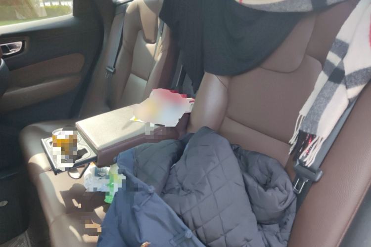 Used Volvo XC60 2022 B5 4x4 Zhiyi Luxury Edition